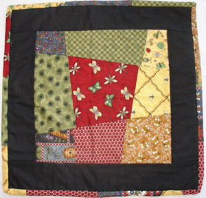 Busy Bees 2 Table Topper